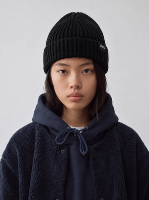 OU5215 — DAILY 5G BEANIE — editorial